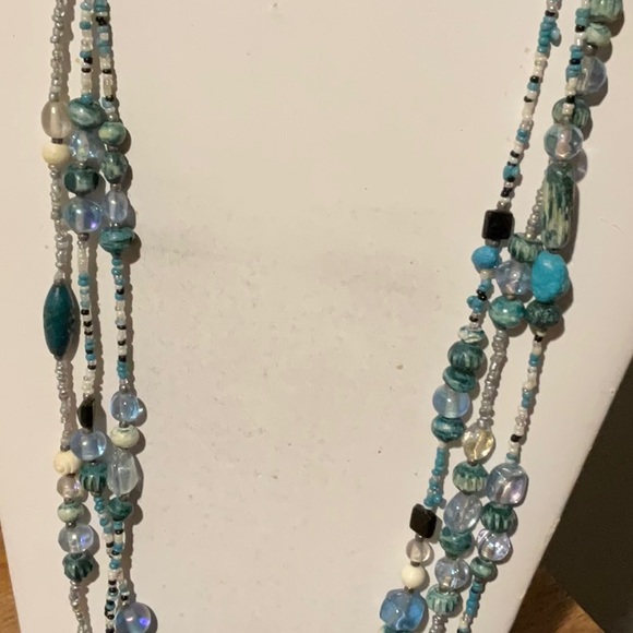 3 Strand Vintage Necklace - Picture 2 of 4